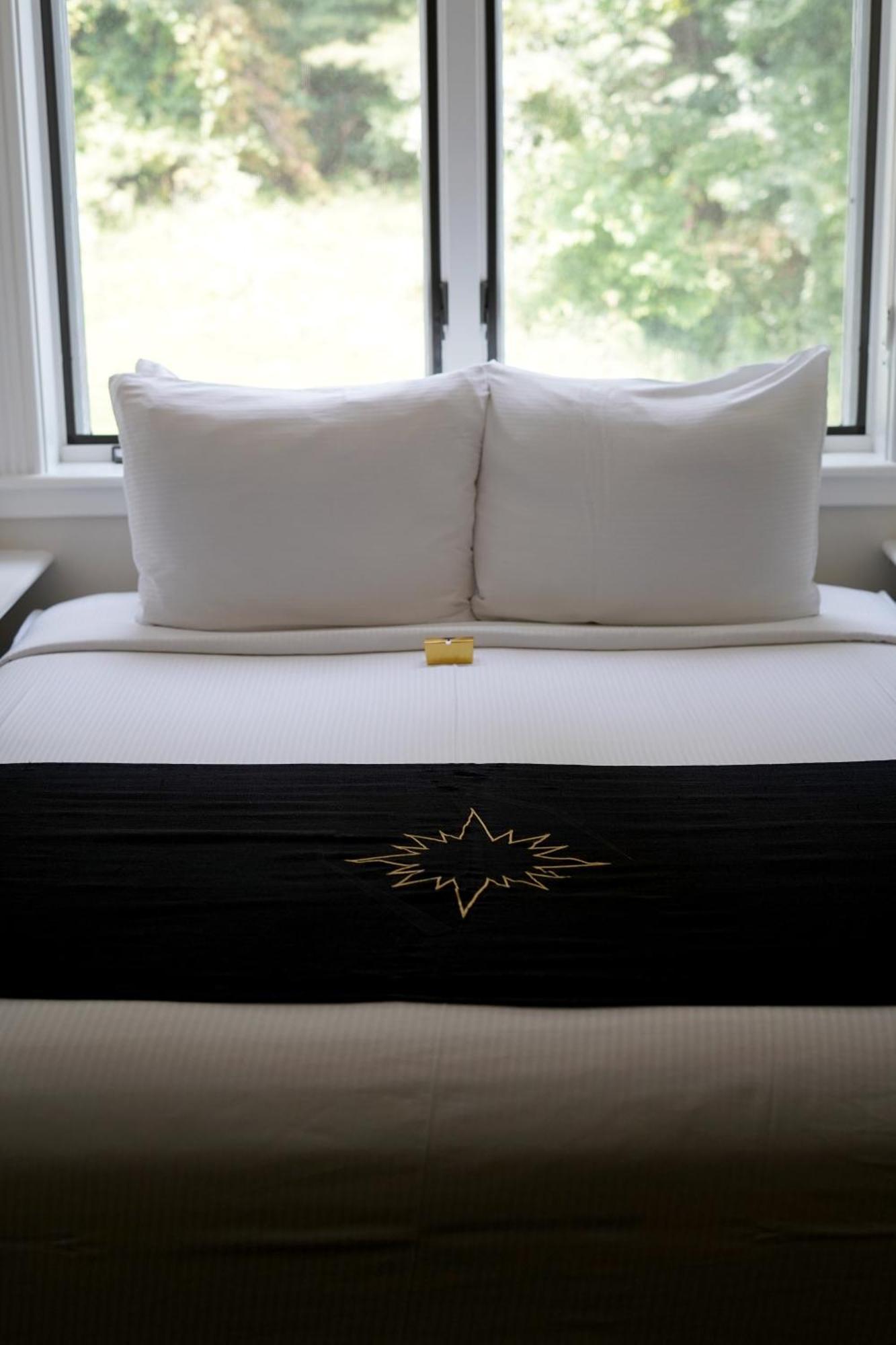 Inn At Black Star Farms Suttons Bay Pokój zdjęcie